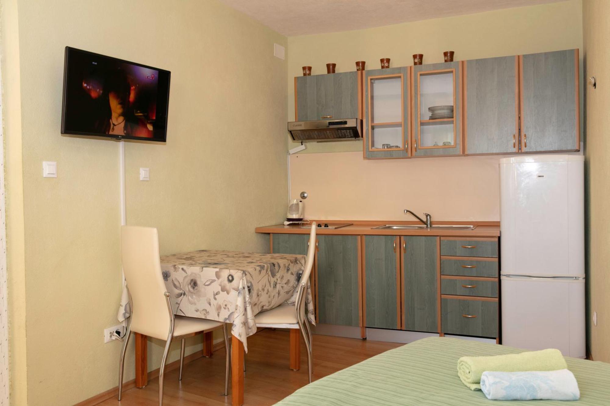 Apartmani Darinka Baška Voda Kültér fotó