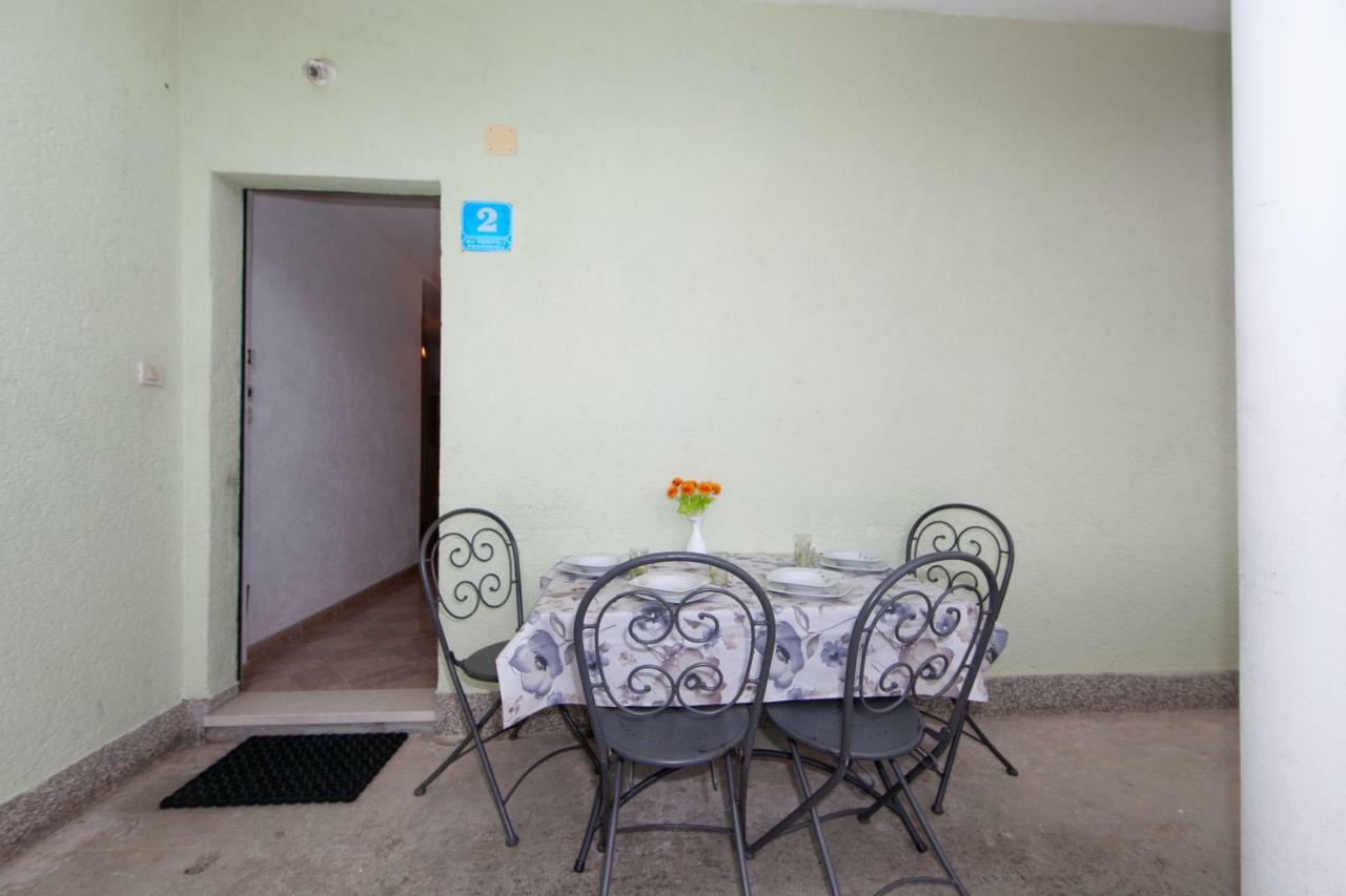 Apartmani Darinka Baška Voda Kültér fotó