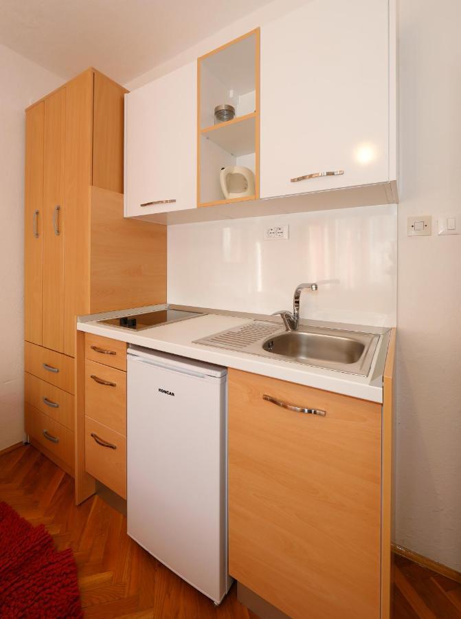 Apartmani Darinka Baška Voda Kültér fotó